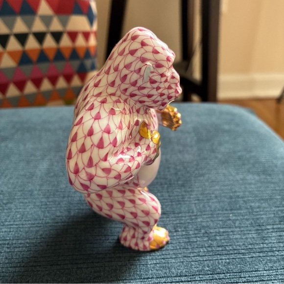 Herend gorilla fishnet raspberry pink 5463 - Picture 4 of 7